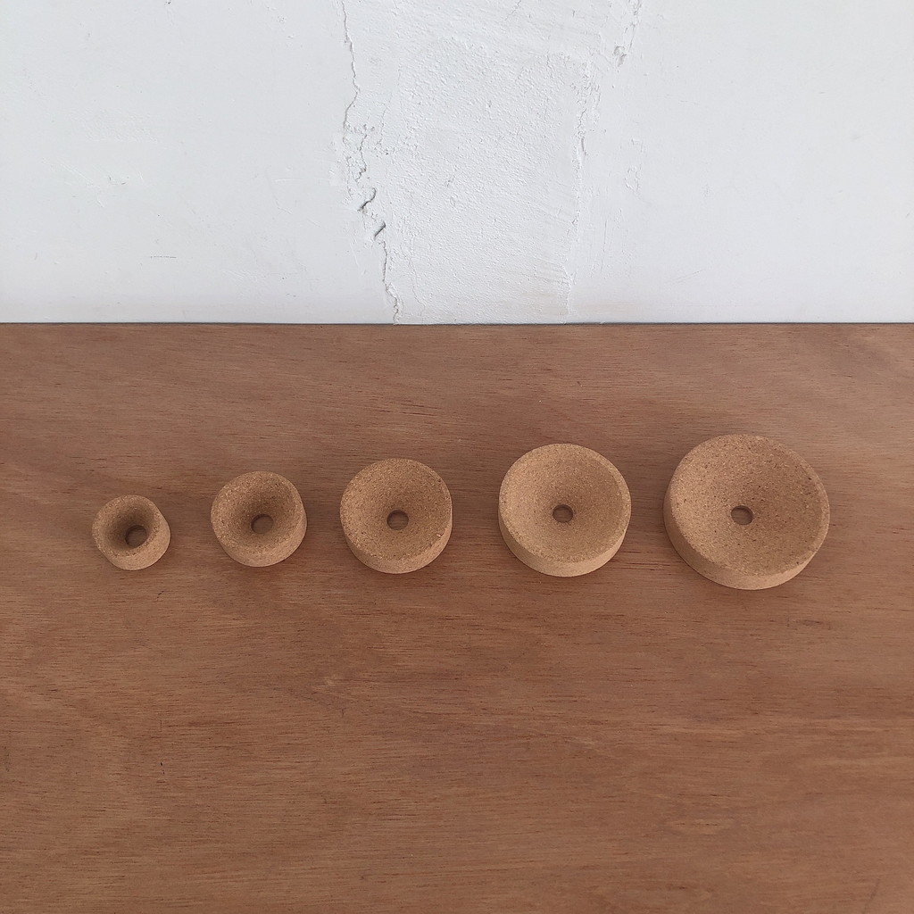 フラスコ台 90MM 500ML用 コルク製 | リカシツ ｜ 理化学+インテリア